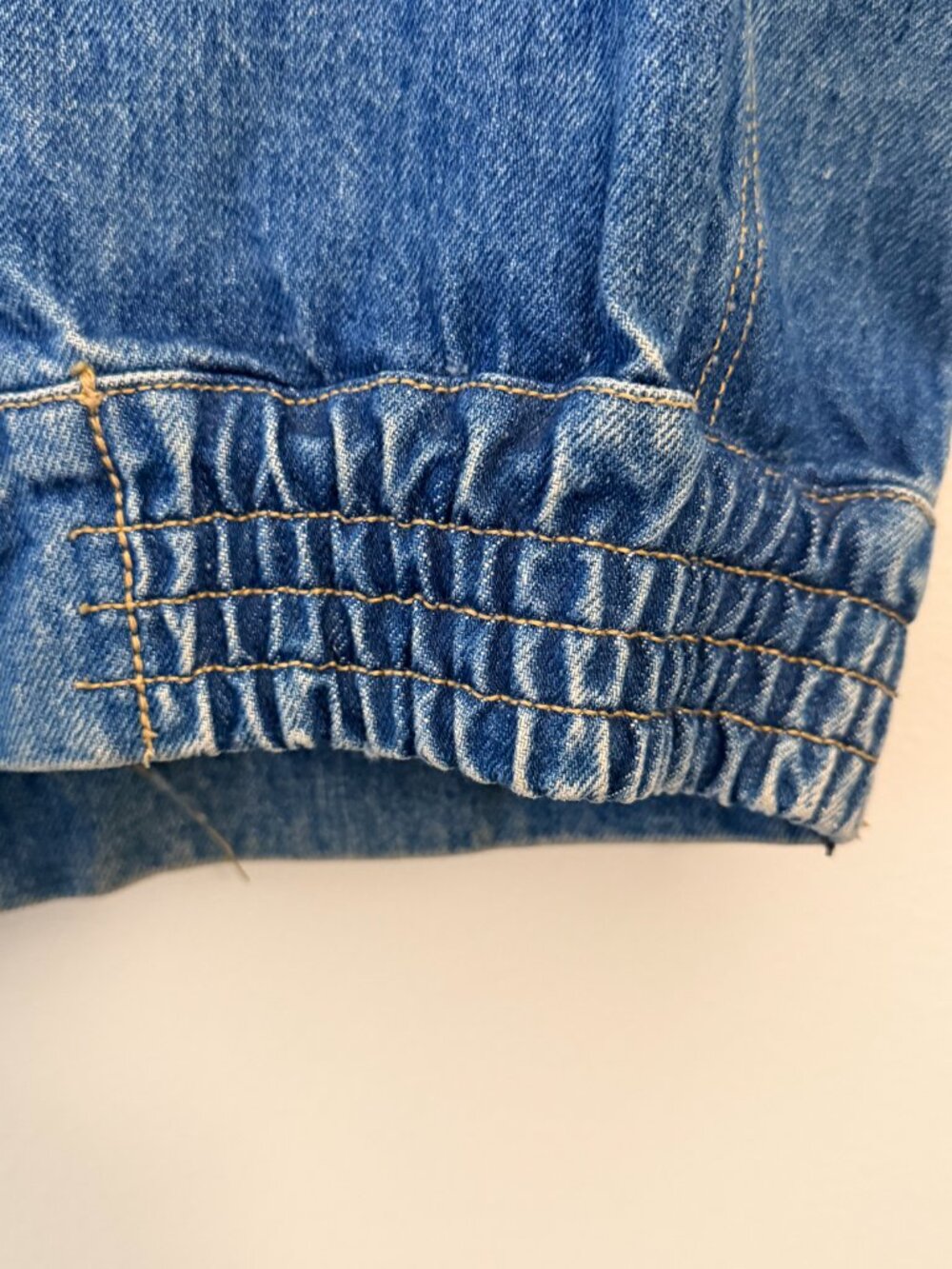 VINTAGE 80'S GUESS DENIM SKATER VEST SMALL - Picture 9 of 10